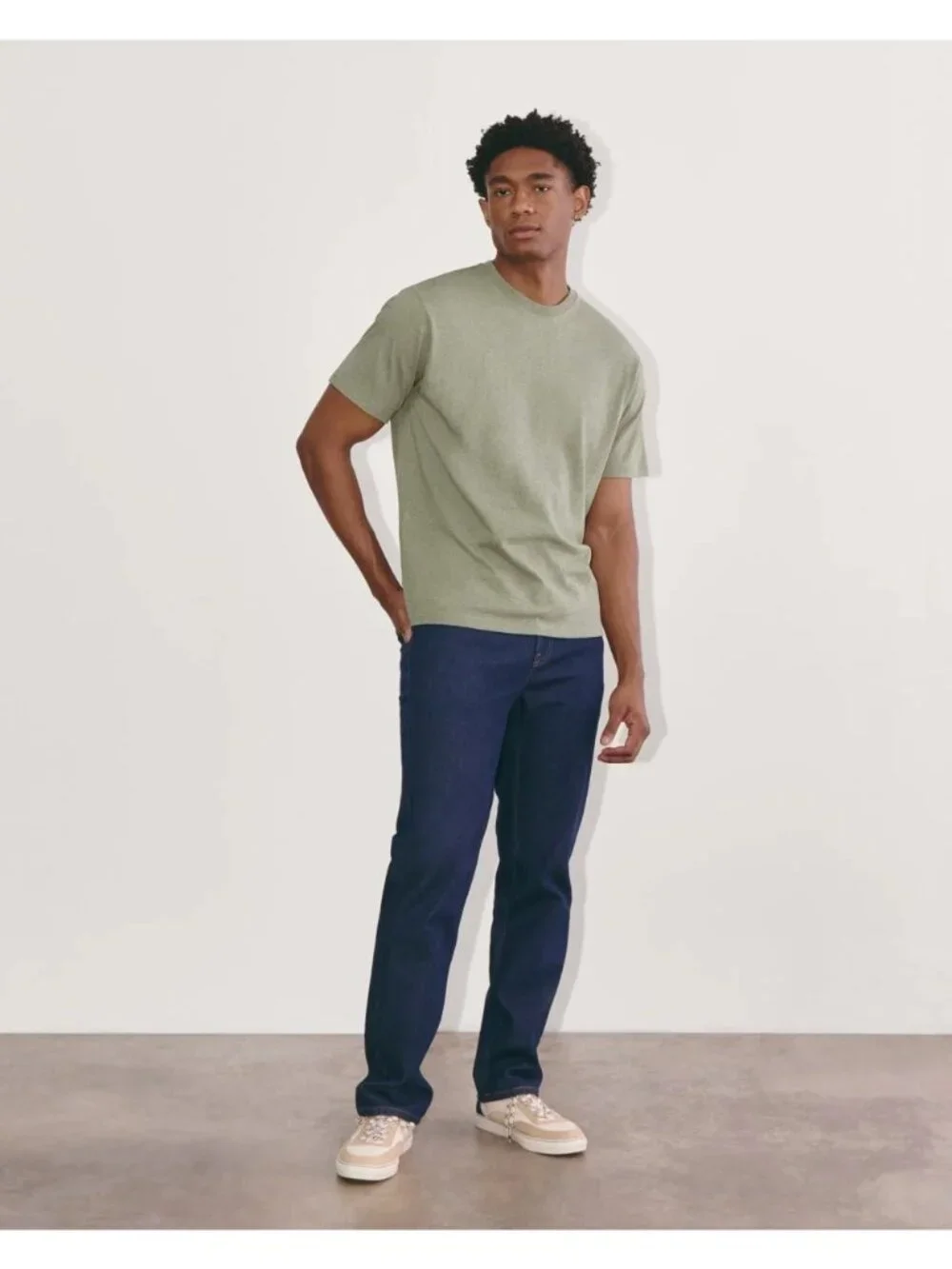 Everlane The Premium-Weight Crew in Heather Sage Green Large New Mens Tee Tshirt - Picture 12 of 12